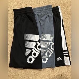 Lot os 3 Adidas Shorts